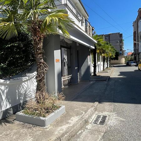 Las Palmas Guesthouse Shkodra Exterior foto