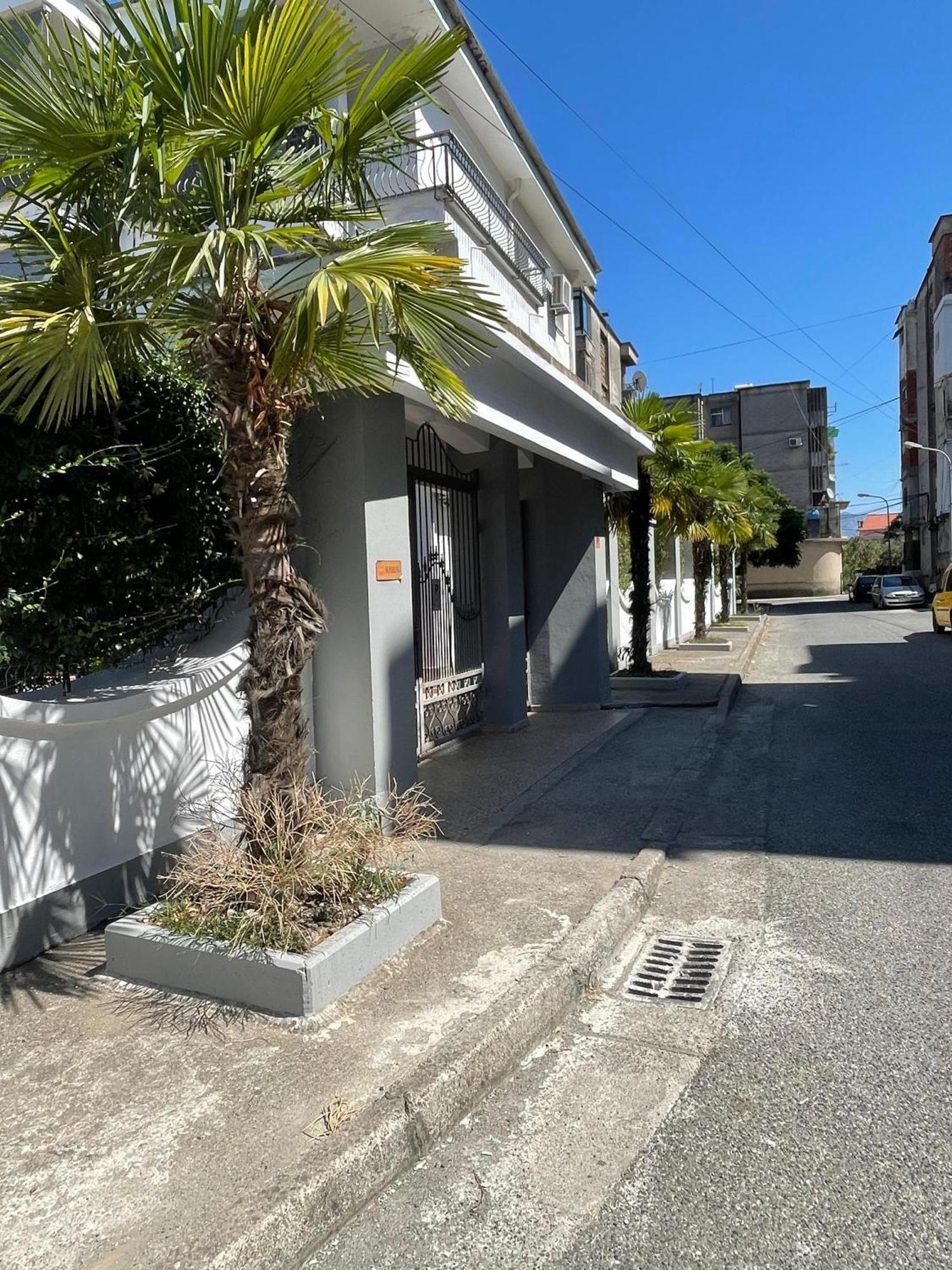 Las Palmas Guesthouse Shkodra Exterior foto