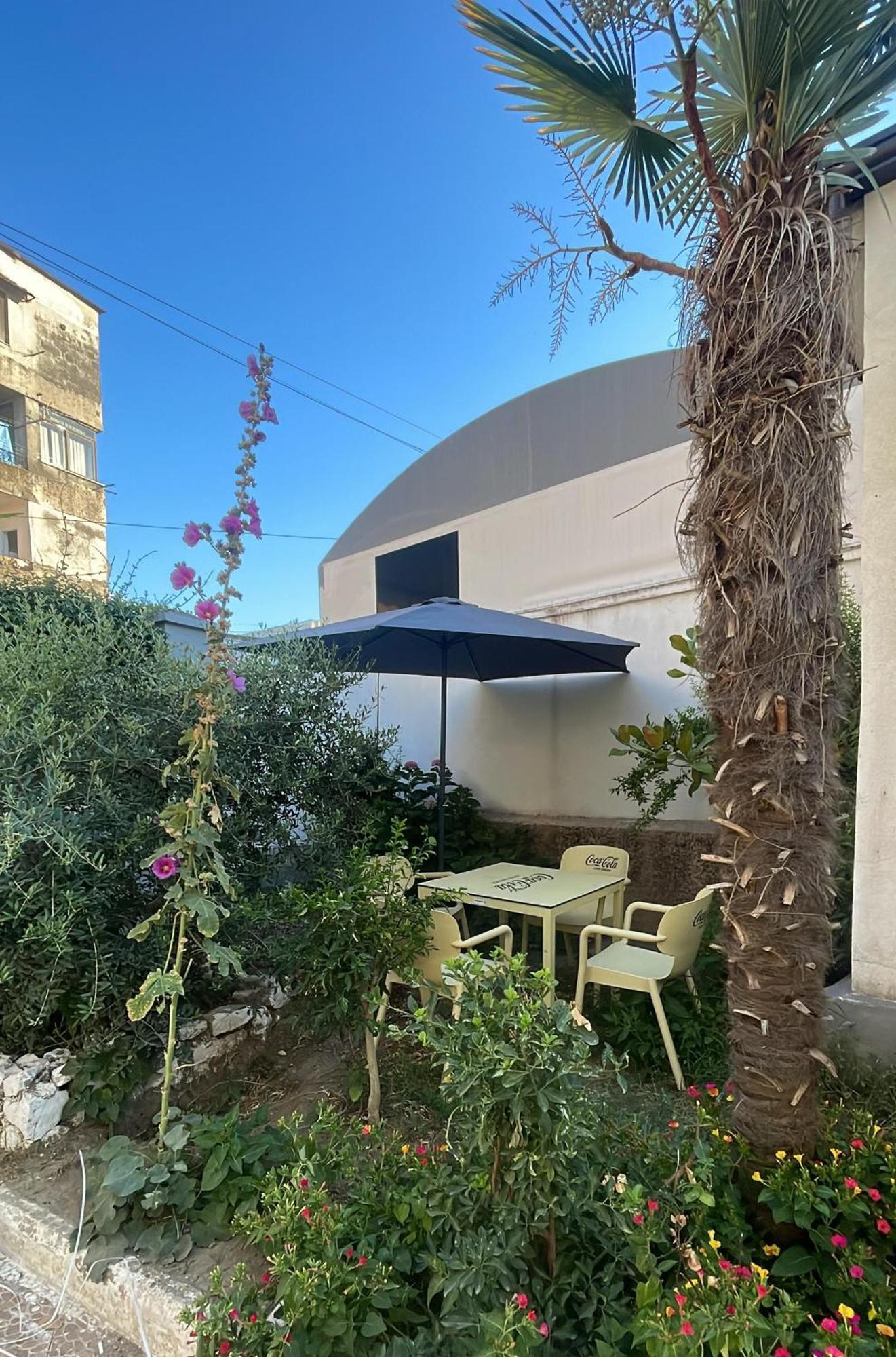 Las Palmas Guesthouse Shkodra Exterior foto